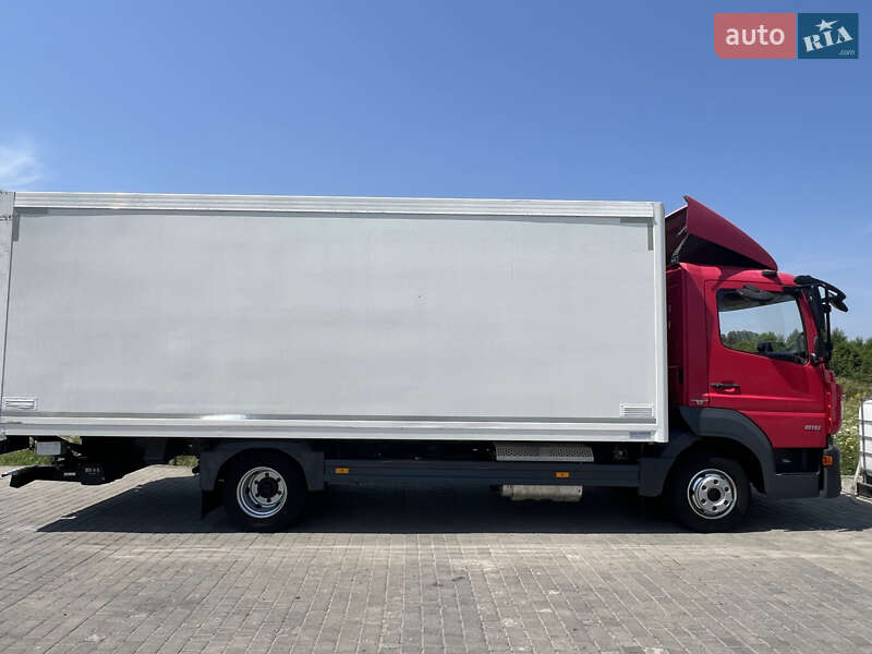 Грузовой фургон Mercedes-Benz Atego 2015 в Львове