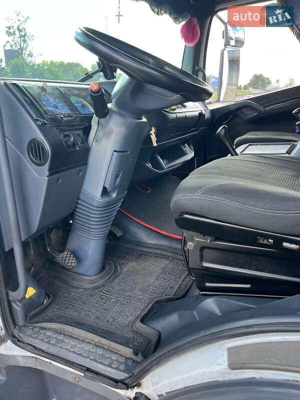 Грузовой фургон Mercedes-Benz Atego 1998 в Львове