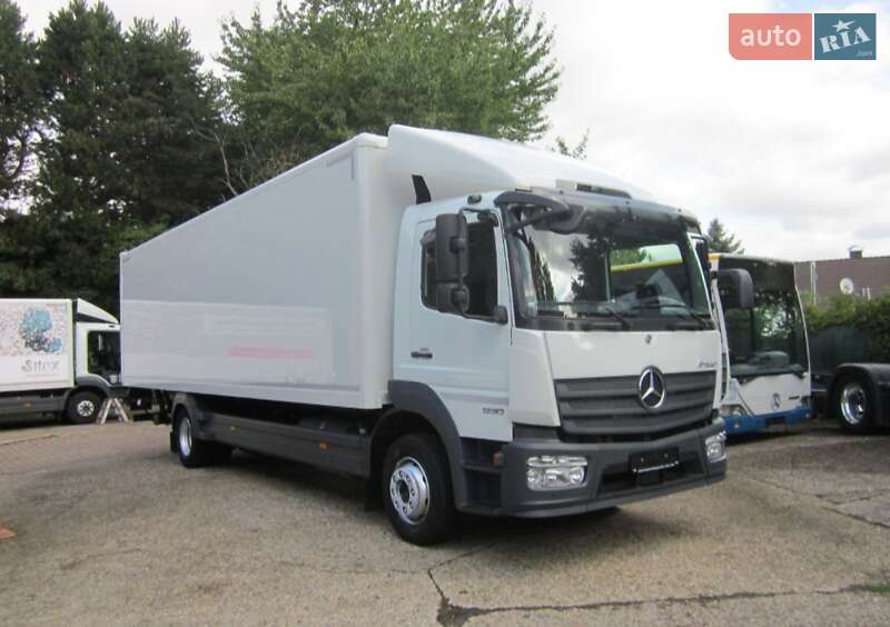 Mercedes-Benz Atego 2021