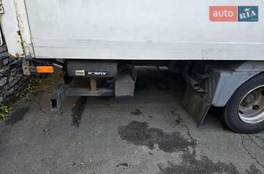 Вантажний фургон Mercedes-Benz Atego 2001 в 