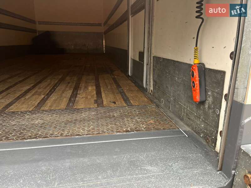 Грузовой фургон Mercedes-Benz Atego 2011 в Бучаче