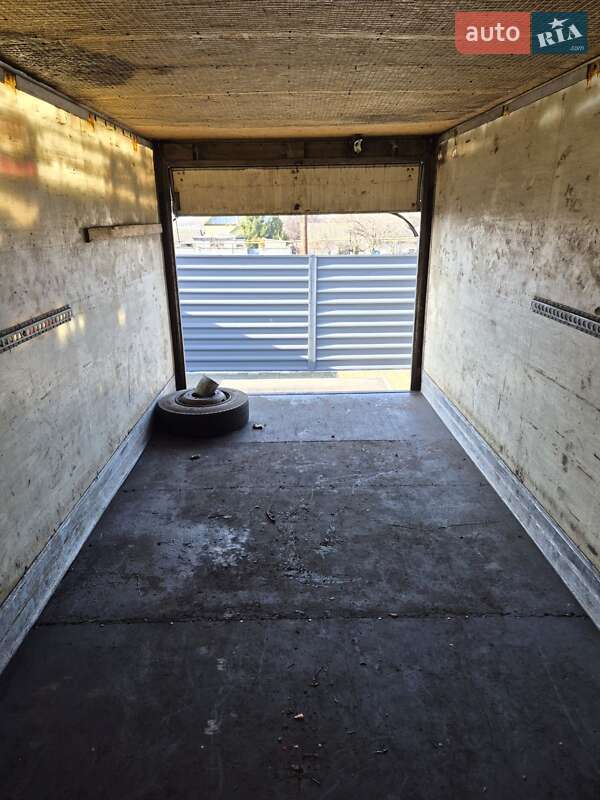 Вантажний фургон Mercedes-Benz Atego 2002 в Вільногірську