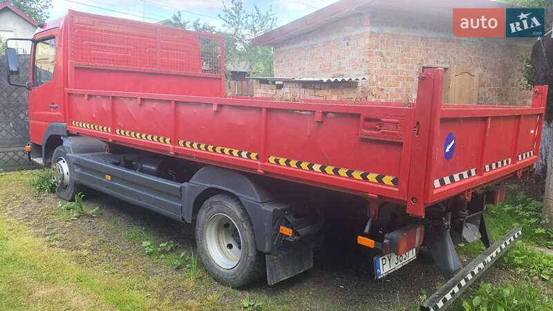 Самосвал Mercedes-Benz Atego 2001 в Львове