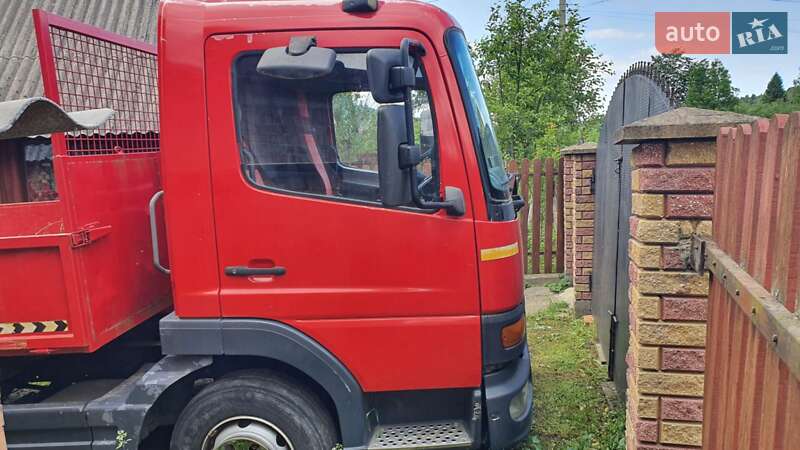 Самосвал Mercedes-Benz Atego 2001 в Львове