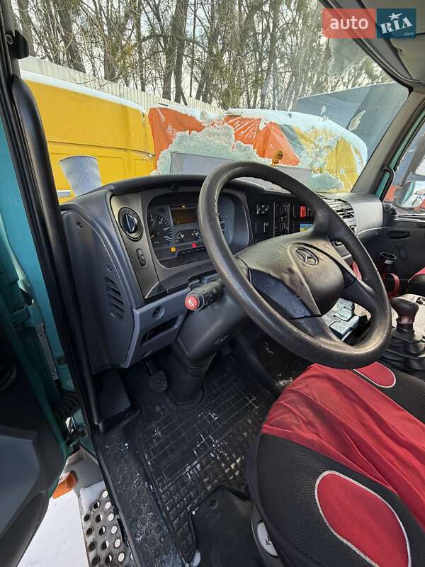 Борт Mercedes-Benz Atego 2006 в Києві