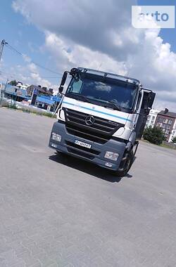 Самосвал Mercedes-Benz Axor 2008 в Киеве