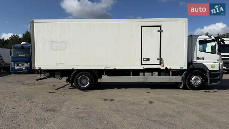 Рефрижератор Mercedes-Benz Axor 2012 в Львове