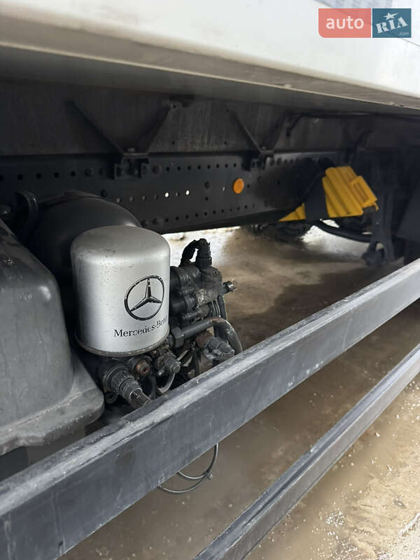 Рефрижератор Mercedes-Benz Axor 2012 в Львове