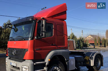 Тягач Mercedes-Benz Axor 2010 в 