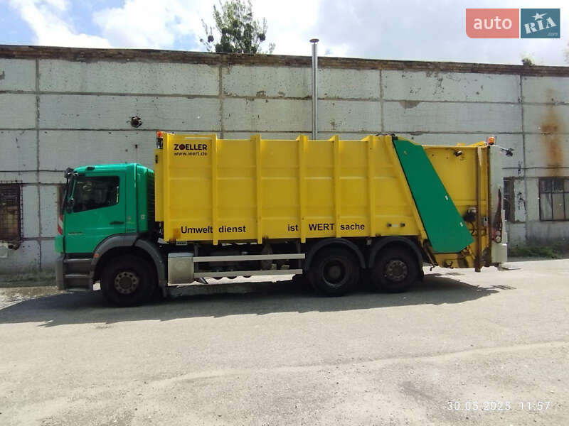 Сміттєвоз Mercedes-Benz Axor 2008 в Києві