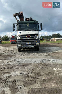 Бетононасос Mercedes-Benz Axor 2012 в 