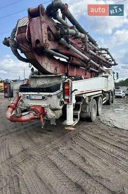 Бетононасос Mercedes-Benz Axor 2012 в 