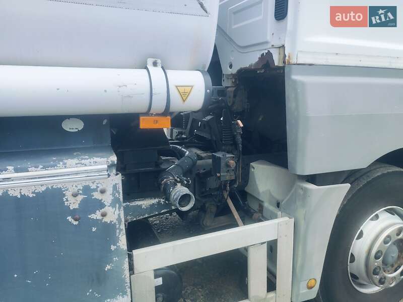 Бензовоз Mercedes-Benz Axor 2006 в Луцьку