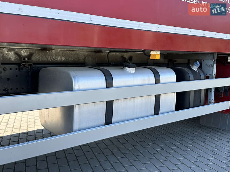 Вантажний фургон Mercedes-Benz Axor 2012 в Бучачі