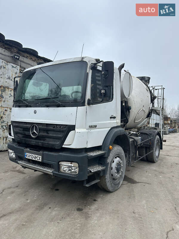 Mercedes-Benz Axor 2005