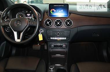 Хетчбек Mercedes-Benz B-Class 2016 в 