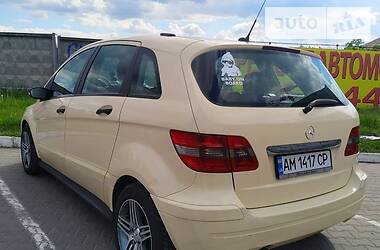 Хэтчбек Mercedes-Benz B-Class 2006 в Киеве