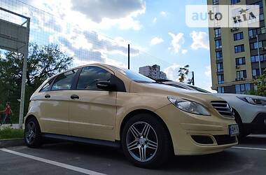 Хэтчбек Mercedes-Benz B-Class 2006 в Киеве