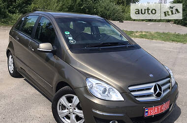 Универсал Mercedes-Benz B-Class 2010 в Кропивницком