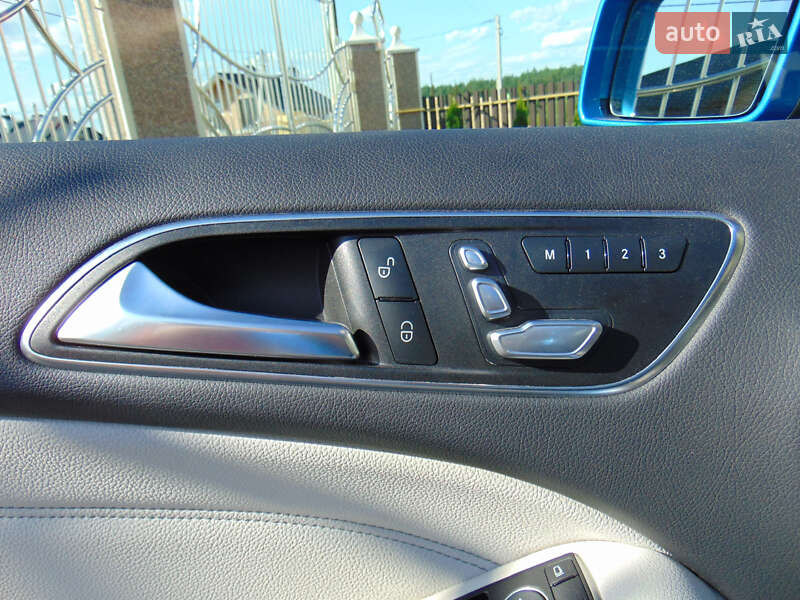 Хэтчбек Mercedes-Benz B-Class 2014 в Новояворовске