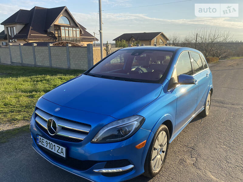 Хетчбек Mercedes-Benz B-Class 2015 в Запоріжжі