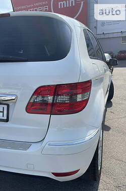 Хэтчбек Mercedes-Benz B-Class 2009 в Киеве