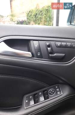 Минивэн Mercedes-Benz B-Class 2013 в 