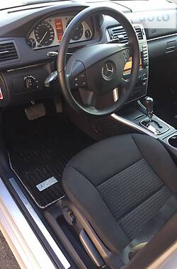Хэтчбек Mercedes-Benz B-Class 2010 в 