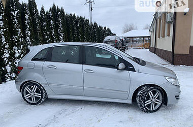 Универсал Mercedes-Benz B-Class 2010 в Самборе