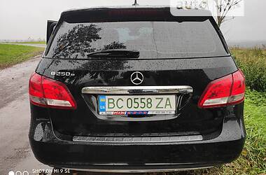 Хэтчбек Mercedes-Benz B-Class 2017 в Львове