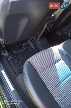 Хэтчбек Mercedes-Benz B-Class 2006 в 
