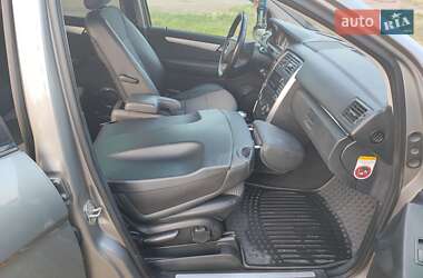 Хэтчбек Mercedes-Benz B-Class 2006 в 