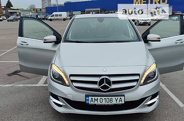 Хетчбек Mercedes-Benz B-Class 2015 в Житомирі