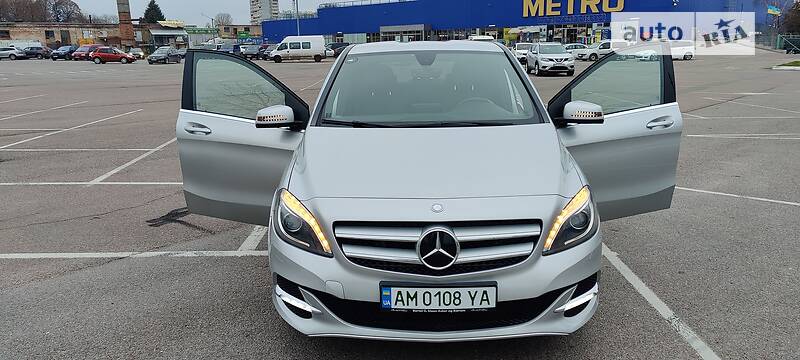 Mercedes-Benz B-Class 2015