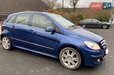 Хэтчбек Mercedes-Benz B-Class 2008 в 
