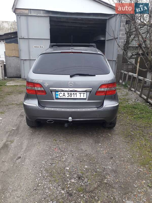 Хетчбек Mercedes-Benz B-Class 2011 в Каневі