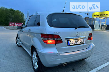 Хэтчбек Mercedes-Benz B-Class 2005 в 