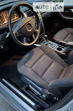Хэтчбек Mercedes-Benz B-Class 2005 в 