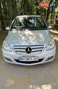 Хетчбек Mercedes-Benz B-Class 2010 в 