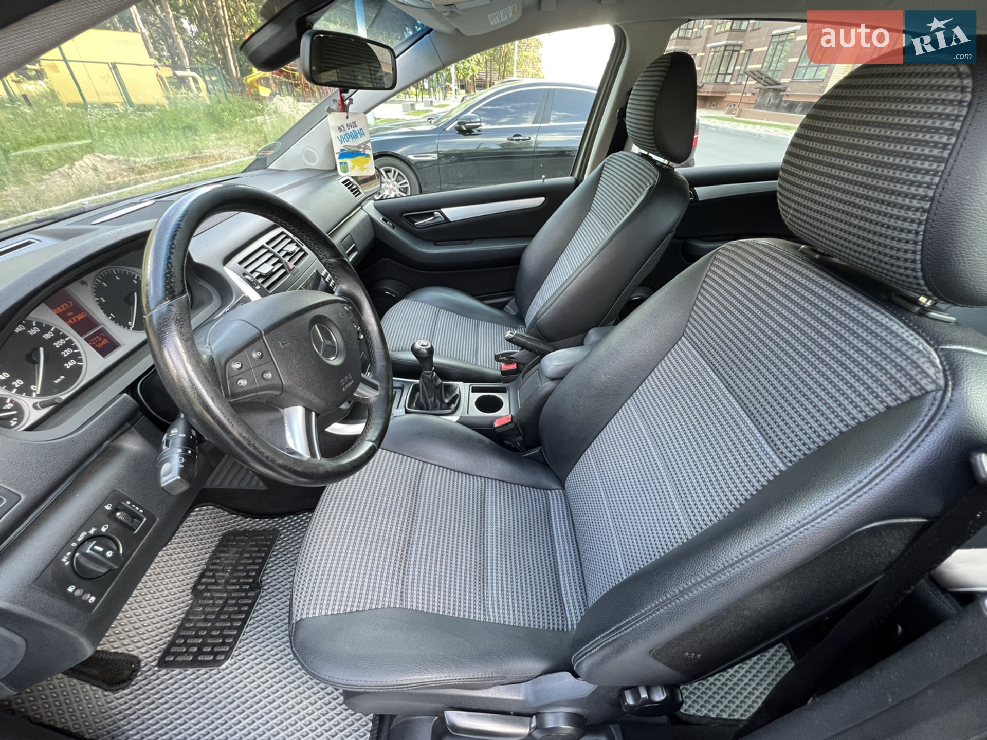 Mercedes-Benz B-Class 2005 VIN WDD2452321J036913 фото оголошення 16 з 27