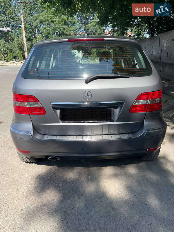 Хэтчбек Mercedes-Benz B-Class 2010 в Черновцах