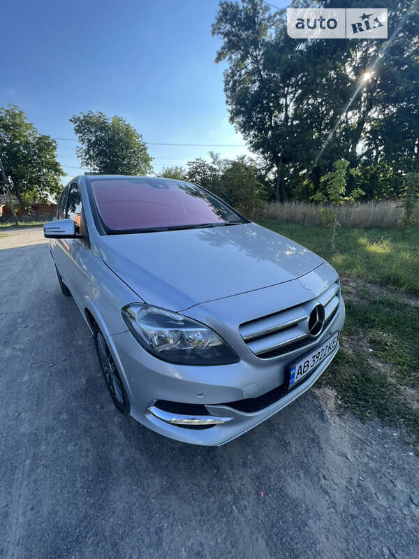 Хэтчбек Mercedes-Benz B-Class 2015 в Виннице