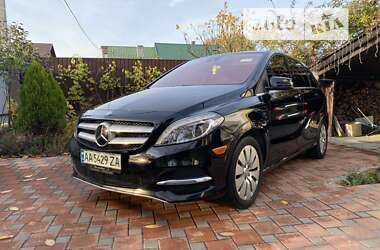 Хэтчбек Mercedes-Benz B-Class 2014 в 
