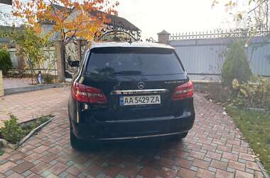 Хэтчбек Mercedes-Benz B-Class 2014 в 