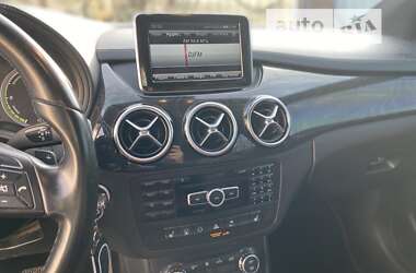 Хэтчбек Mercedes-Benz B-Class 2014 в 