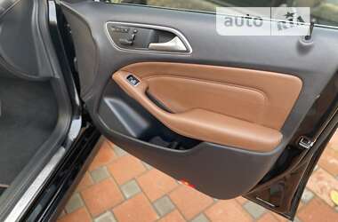 Хэтчбек Mercedes-Benz B-Class 2014 в 