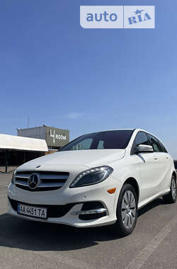 Хэтчбек Mercedes-Benz B-Class 2014 в Киеве