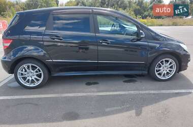 Хэтчбек Mercedes-Benz B-Class 2011 в Киеве