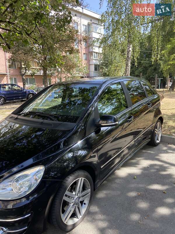 Хетчбек Mercedes-Benz B-Class 2010 в Броварах