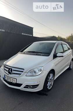 Хэтчбек Mercedes-Benz B-Class 2010 в Броварах